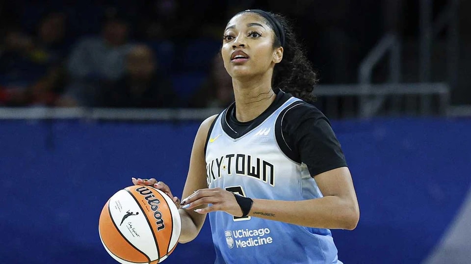 天空队教练, 的队友们轻