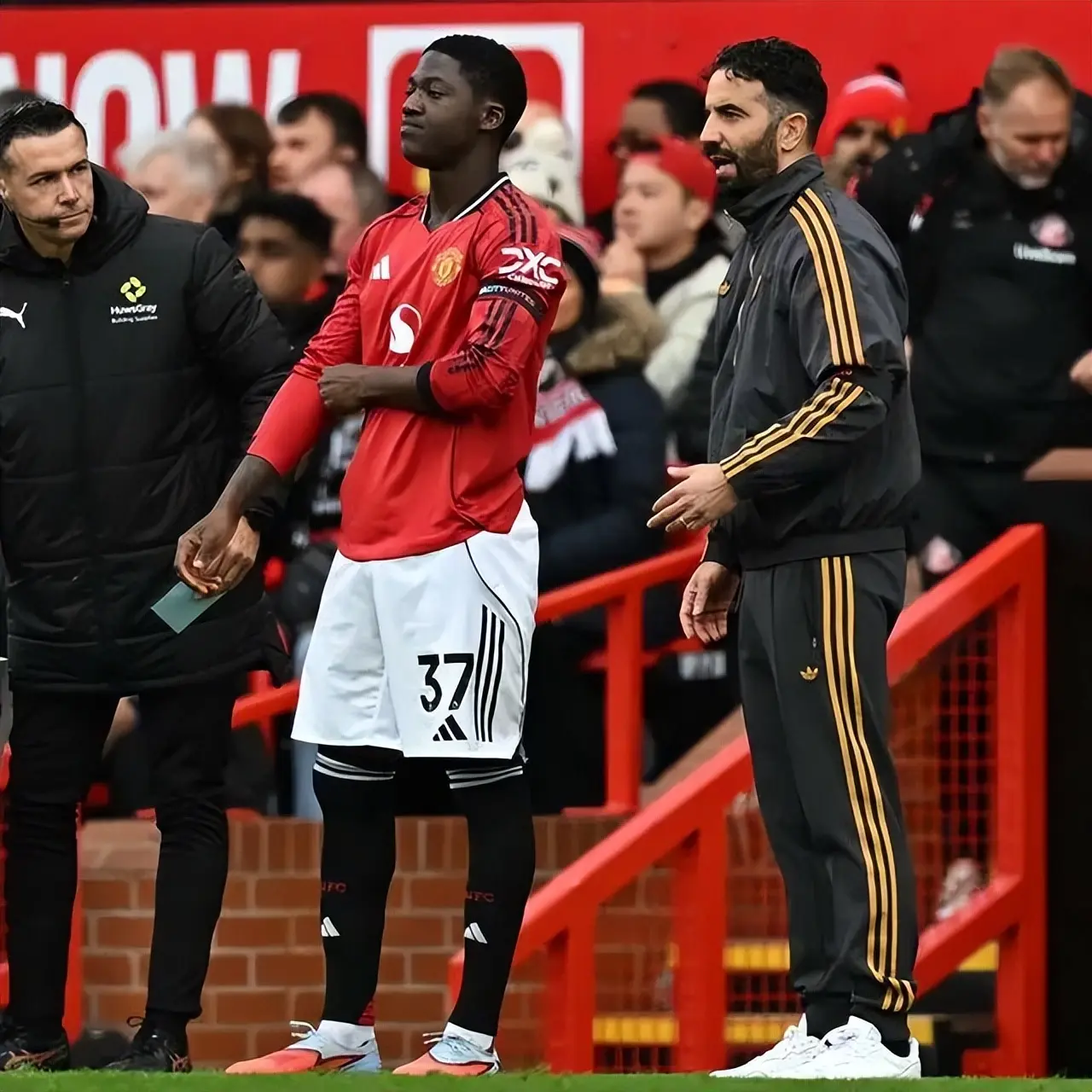 易都只会是, 尽管夏季转, 据西班牙媒